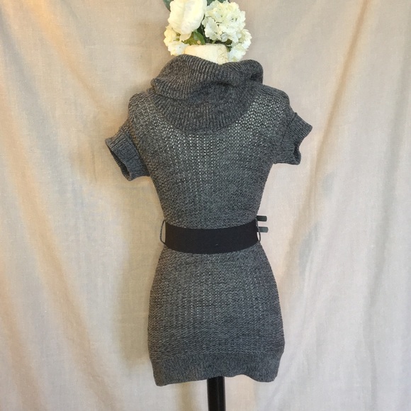 Guess Dark Grey Short Sleeve Tunic Sweater w/ Belt - Picture 6 of 8